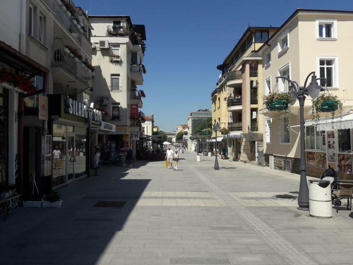 Bogorodi Terrace Apartment Burgas Bagian luar foto
